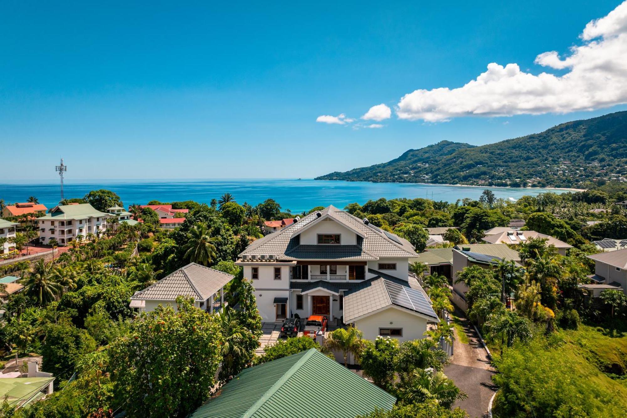 D'Offay Seaview Apartments 보발롱 외부 사진