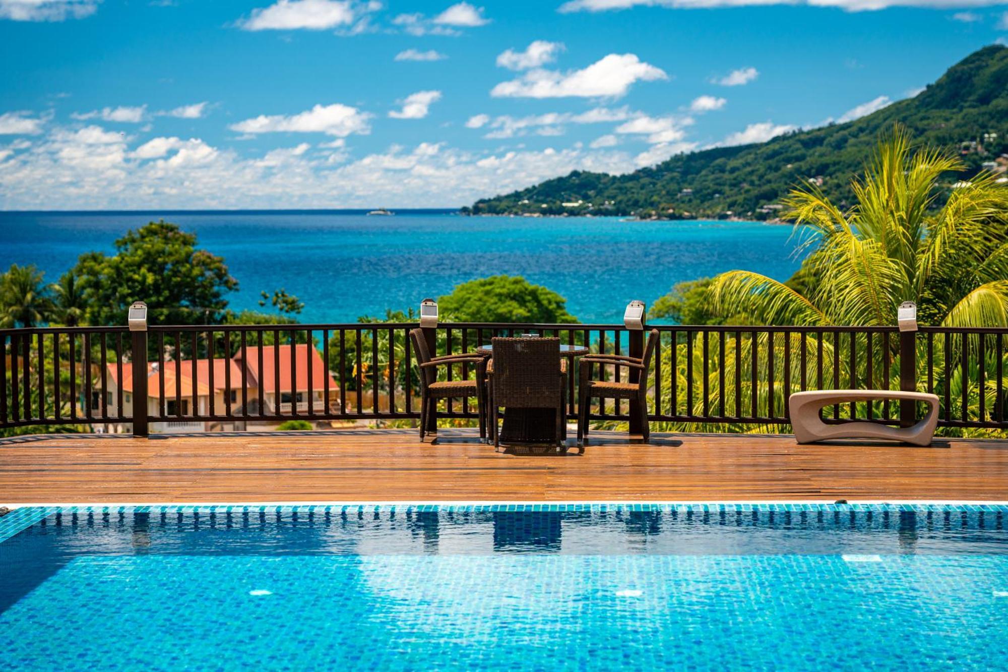 D'Offay Seaview Apartments 보발롱 외부 사진