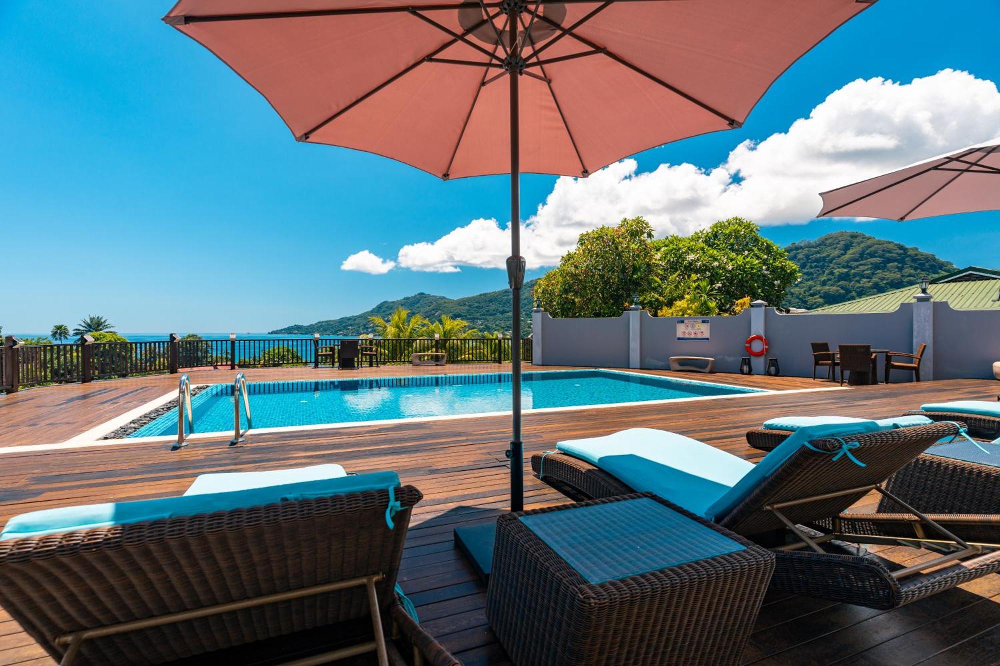 D'Offay Seaview Apartments 보발롱 외부 사진