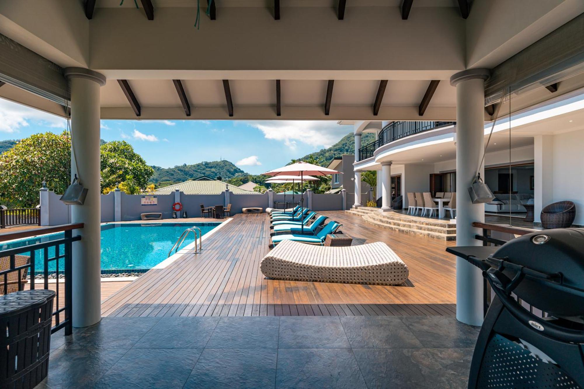 D'Offay Seaview Apartments 보발롱 외부 사진