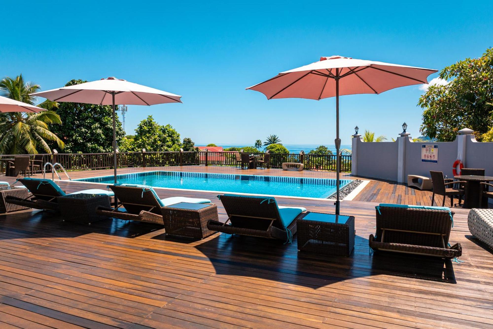 D'Offay Seaview Apartments 보발롱 외부 사진